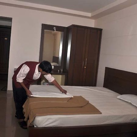 Suprabha Residency Villa Kalasa Екстериор снимка