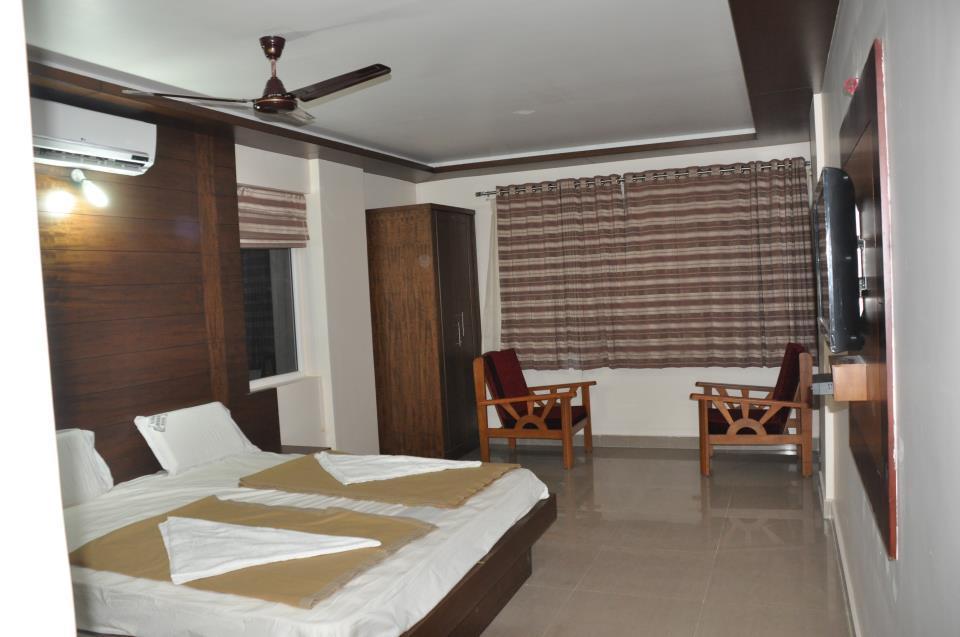 Suprabha Residency Villa Kalasa Екстериор снимка