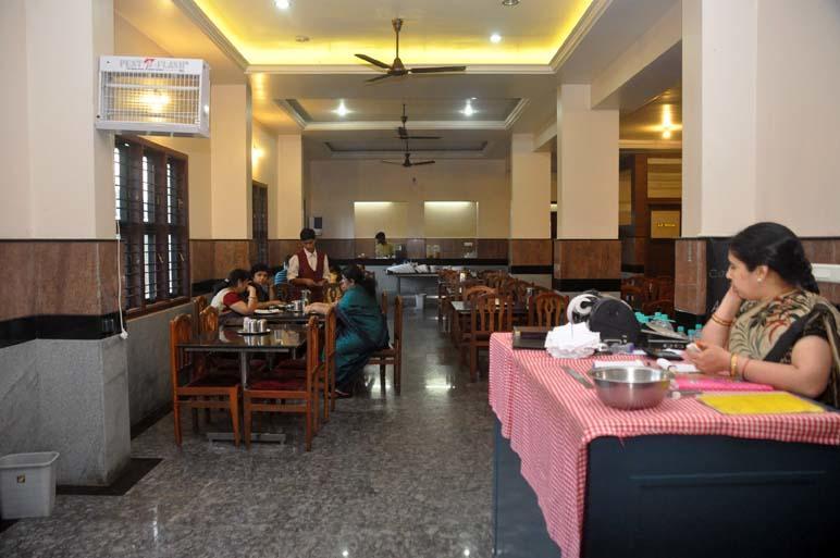 Suprabha Residency Villa Kalasa Екстериор снимка