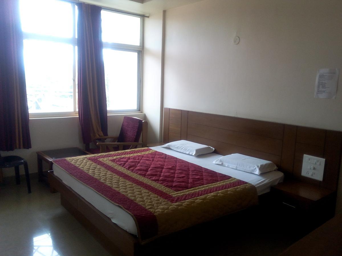 Suprabha Residency Villa Kalasa Екстериор снимка